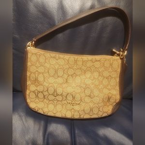 Coach Chelsea Shoulder Bag